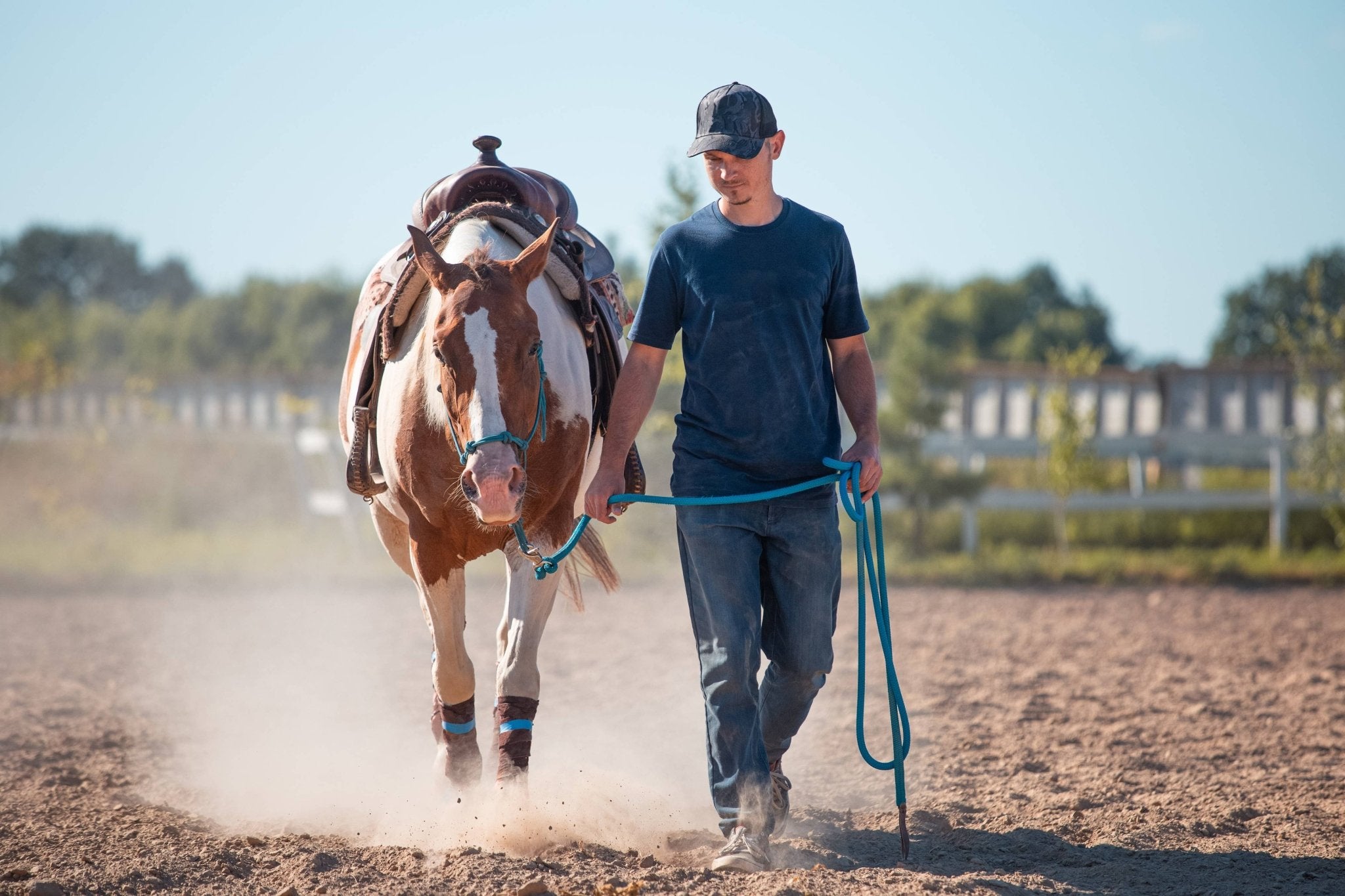 stalltilbud hesteutstyr hest rytter stallekholmsprob grime slowfeeder